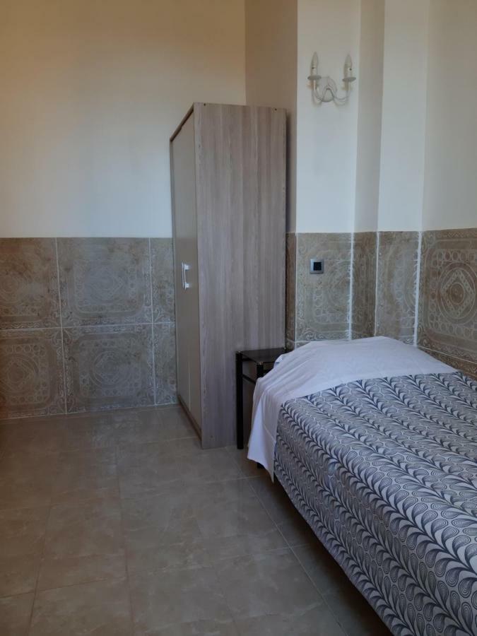 Hotel Neptune Cannes Esterno foto